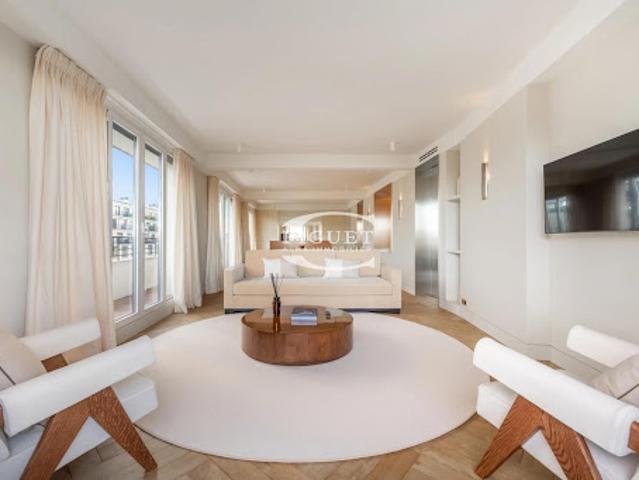 Appartement contemporain avec terrasse