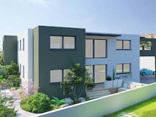 Appartement Contemporain avec Terrasse en Bord de mer