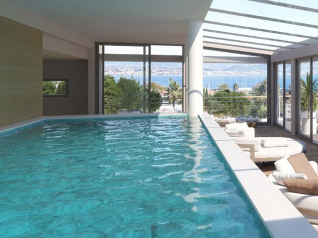 Appartement contemporain avec terrasse et piscine