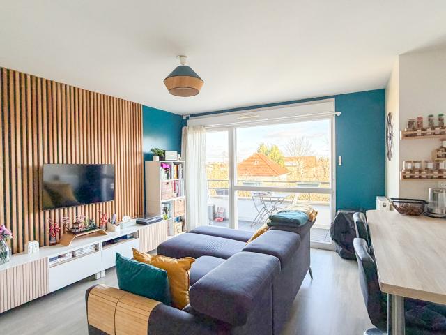 APPARTEMENT CONTEMPORAIN DERNIER ETAGE EPINAY SUR ORGE