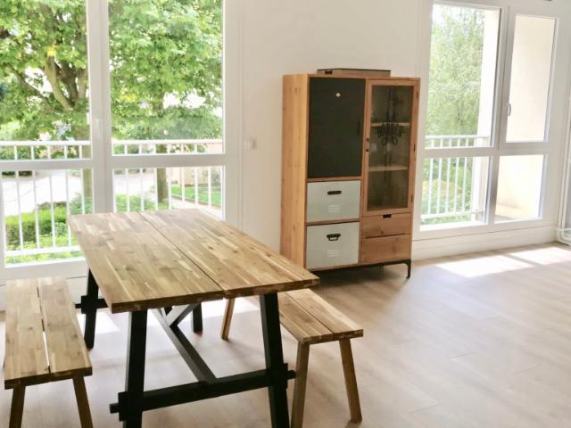 Appartement colocation Montigny 1 pièce 30 m2, Montigny le bretonneux