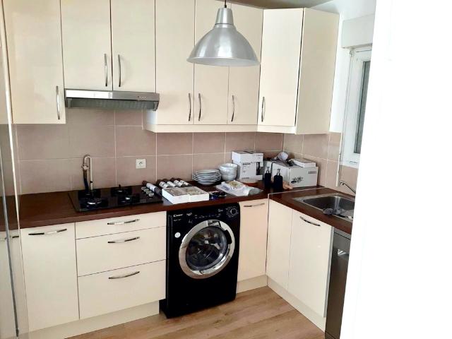 Appartement colocation Guyancourt 1 pièce 30 m2, Guyancourt