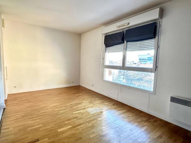 Appartement Colombes 1 pièce s 25.64 m2