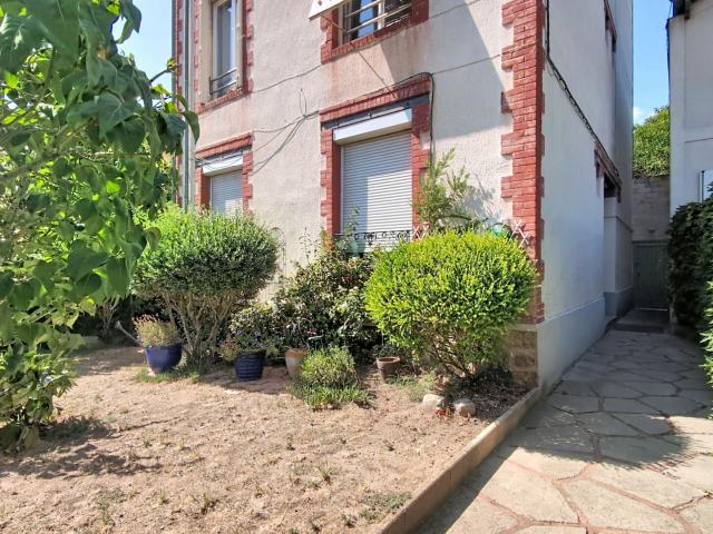Appartement Colombes 1 pièce s 29 m2