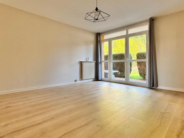 Appartement Corbeil Essonnes 3 pièce s 70.22 m2