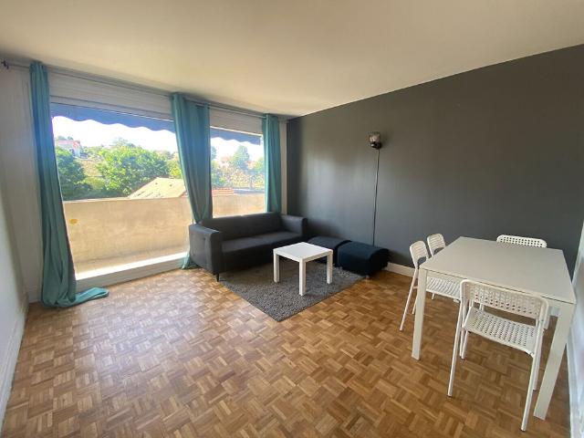 Appartement Corbeil Essonnes 5 pièce s 89.49 m2