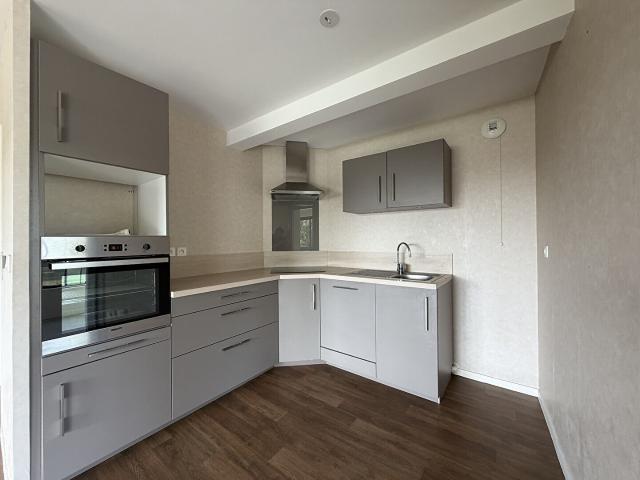 Appartement Cormontreuil 3 pièce s 74 m2 avec loggia et stationnement