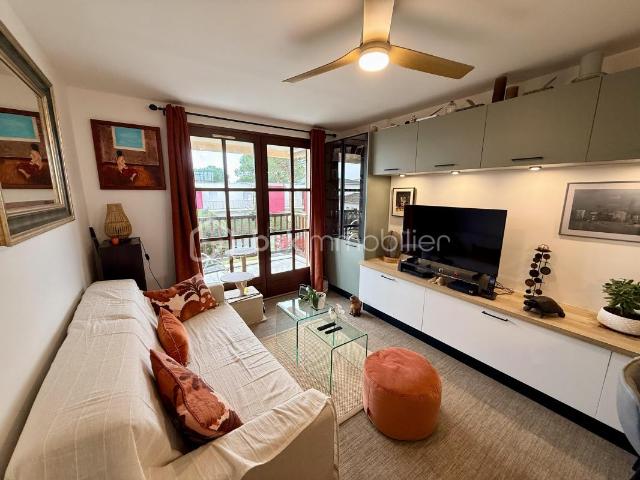 Appartement cosy avec balcon et parking dans quartier prisé!