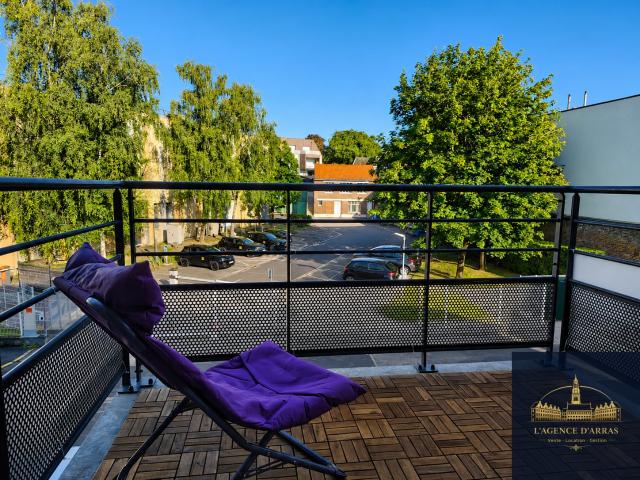 APPARTEMENT COUP DE CŒUR T2 RÉNOVÉ AVEC BALCON ARRAS GARES