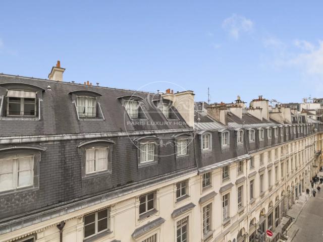 Appartement coup de coeur à Paris 1er !