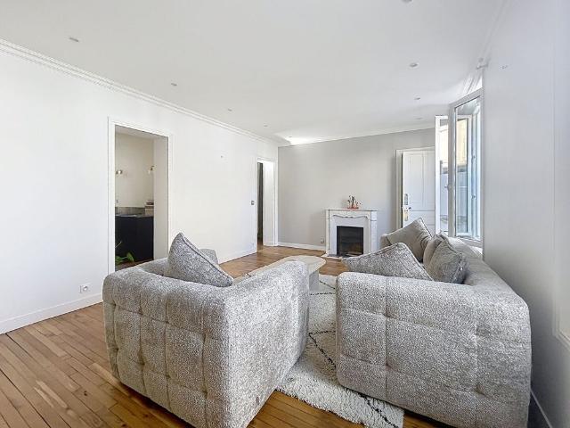 Appartement COURBEVOIE MARCEAU 3 pièces PARFAIT ETAT