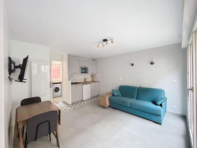 Appartement Courbevoie 1 pièce s 21.66 m2