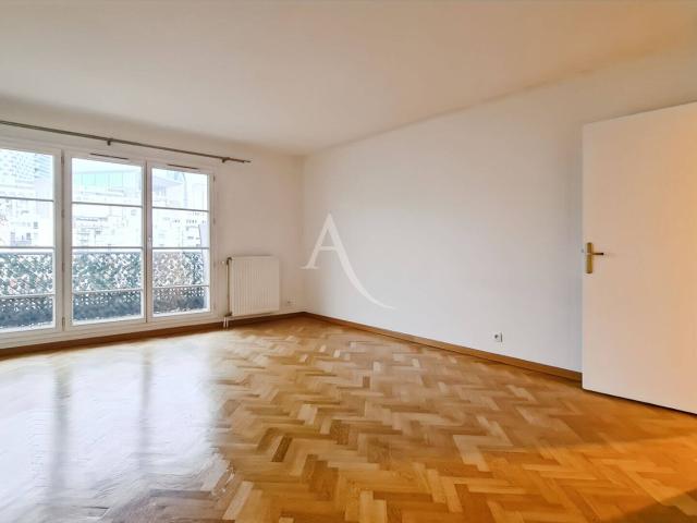 Appartement Courbevoie 3 pièce s 65.41 m2