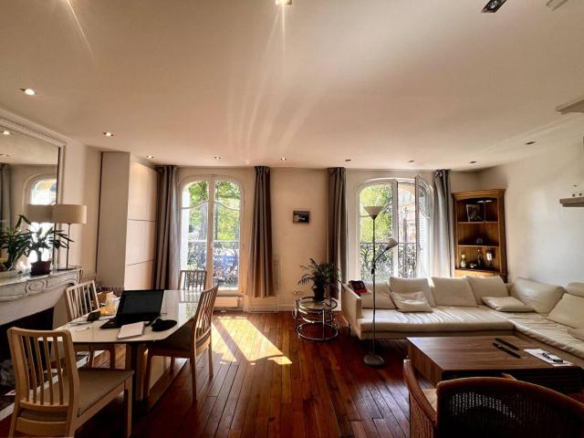 Appartement Courbevoie 3 pièce s 70 m2