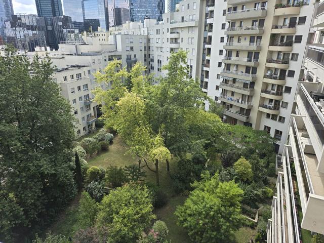 Appartement Courbevoie 4 pièce s 84.8 m2+Balcon + parking