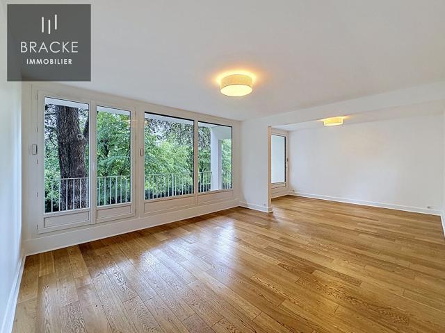 Appartement Courbevoie 6 pièces 115.35 m2