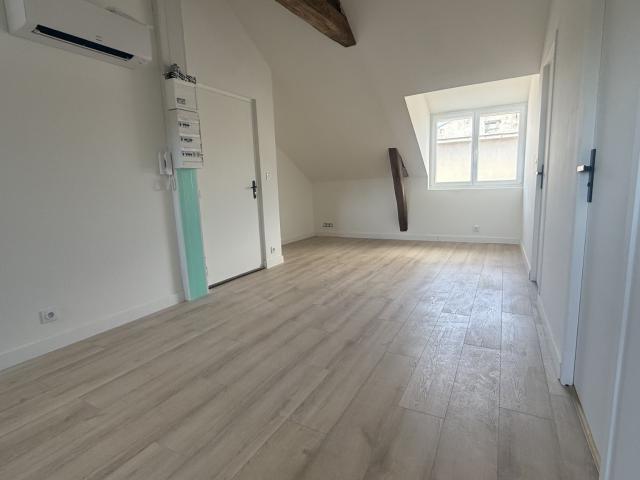 Appartement climatisé avec ascenseur T2