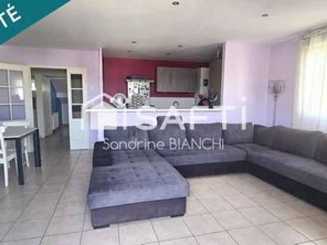 Appartement climatisé Type T3 avec parking et cave
