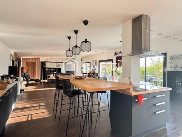 Appartement d’exception avec terrasse & piscine