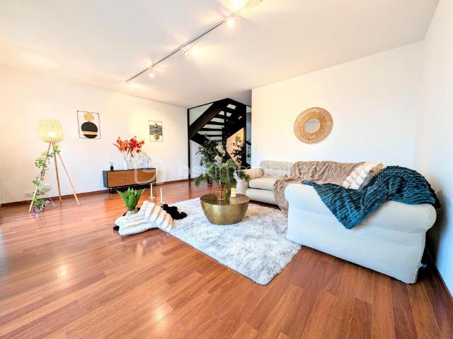 APPARTEMENT D’EXCEPTION: DUPLEX DE STANDING AVEC VUE CATHÉDRALE ! 'Le prestige du Dernier Étage'