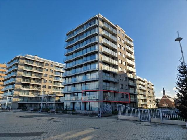 APPARTEMENT D'ANGLE NORD OUEST AVEC VUE FRONTALE SUR LA M