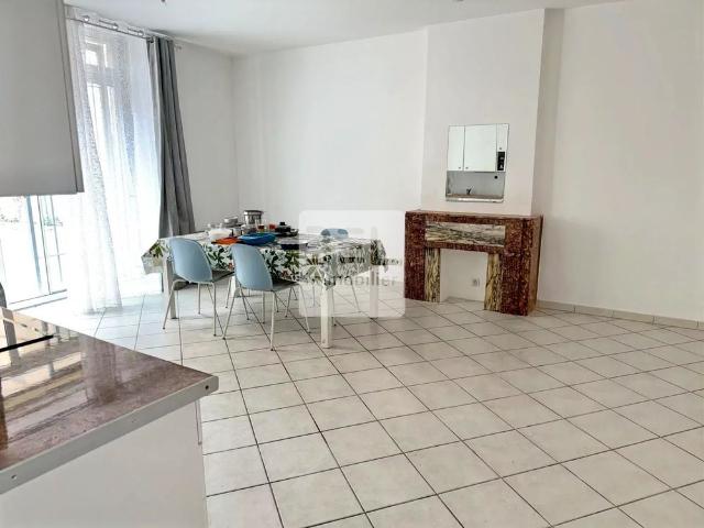 Appartement dans immeuble de charme