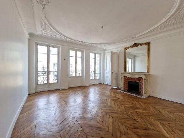 Appartement de 4 chambres de luxe en location à Champs Elysées, Madeleine, Triangle d’or, France