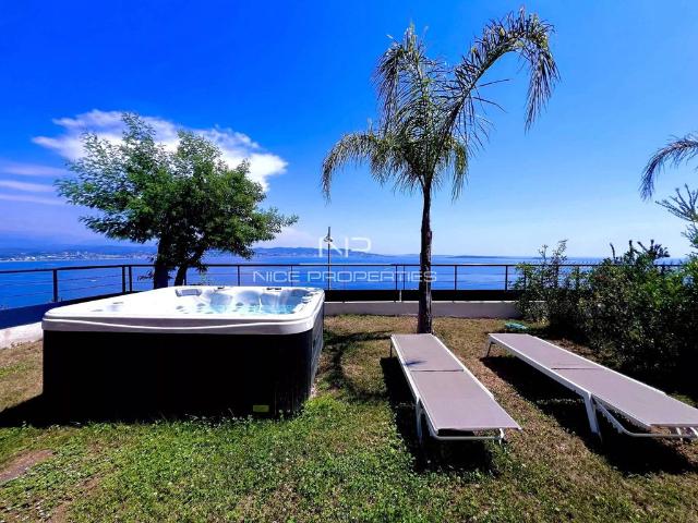 Appartement de 4 chambres de luxe en vente à Théoule sur Mer, Provence Alpes Côte d'Azur