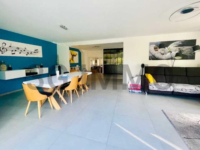 Appartement de 4 chambres de luxe en vente à Annecy, Auvergne Rhône Alpes