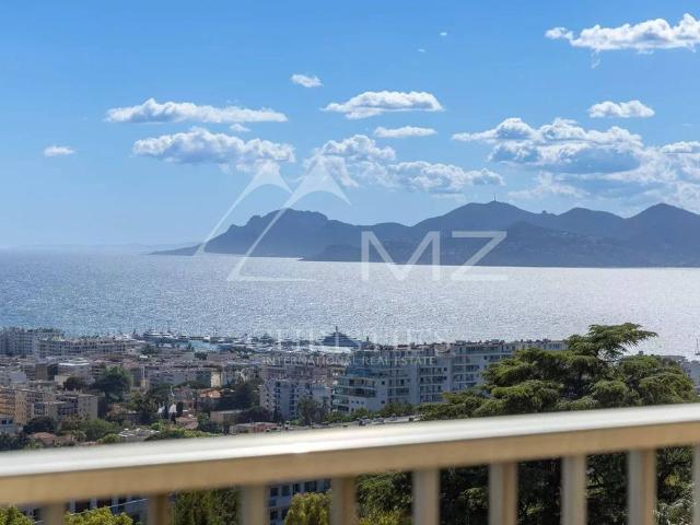 Appartement de 4 chambres de luxe en vente à Cannes, France