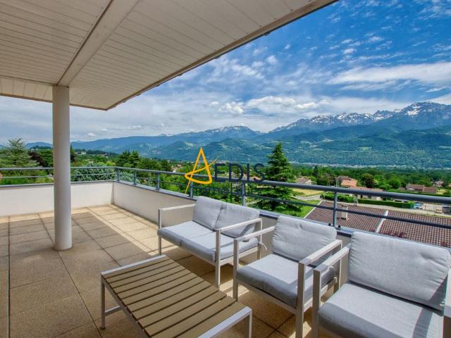 Appartement de 4 chambres de luxe en vente à Grenoble, Auvergne Rhône Alpes
