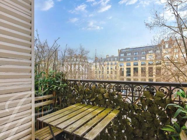 Appartement de 4 chambres de luxe en vente à Monceau, Courcelles, Ternes, France