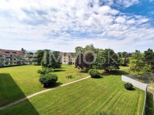 Appartement de 4 pièces au coeur de Meinier libre de suite!