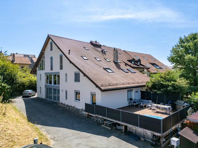 Appartement de 4 pièces aux combles | dreamo. Ch