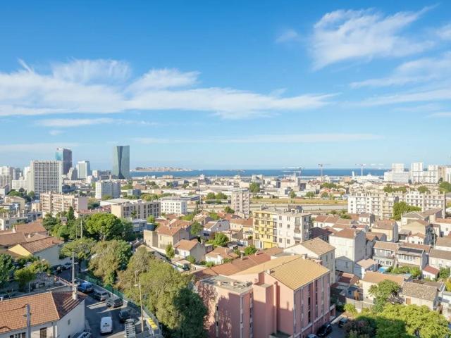Appartement de 4 pièces de 65 m² situé à Marseille 65m² Marseille 14ème