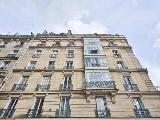 Appartement haussmannien 82m² à Paris