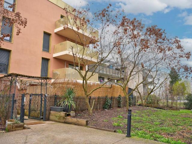 Appartement 4 pièces avec jardin à Bron