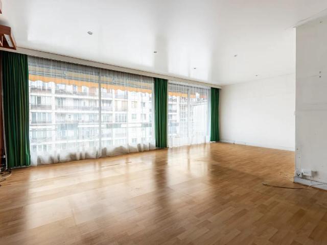 Appartement de 4 pièces de 107 m² à Levallois Perret