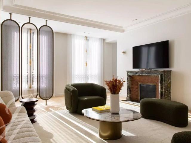 Appartement de 4 pièces de luxe en location à Champs Elysées, Madeleine, Triangle d’or, Paris, Île de France