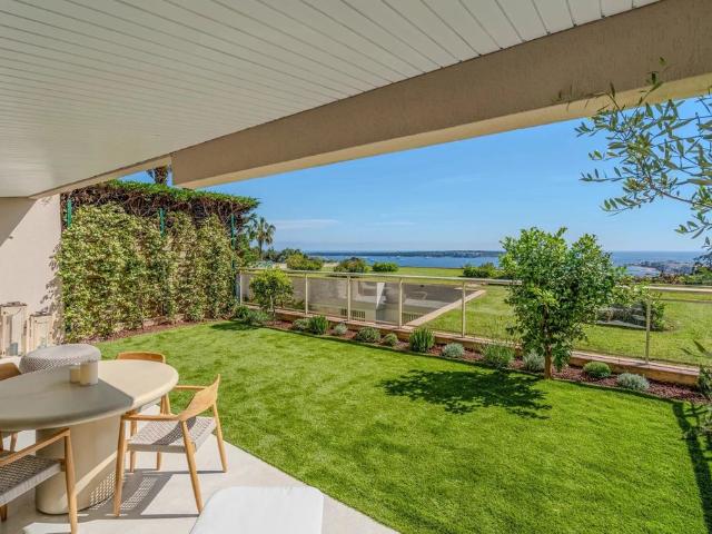 Appartement de 4 pièces de luxe en vente à Cannes, Provence Alpes Côte d'Azur