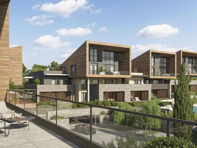 Appartement de 4 pièces de luxe en vente à Châteauneuf Grasse, Provence Alpes Côte d'Azur