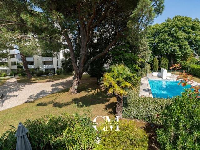 Appartement de 4 pièces de luxe en vente à Bordeaux, Nouvelle Aquitaine