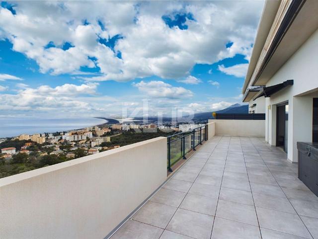 Appartement de 4 pièces de luxe en vente à Bastia, Corse