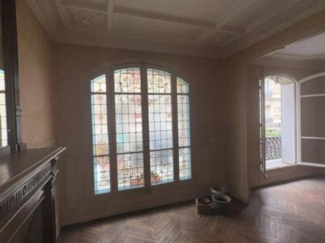 Appartement de 4 pièces de luxe en vente à Belleville, Père Lachaise, Ménilmontant, France