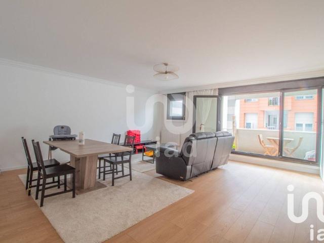 Appartement de 4 pièces de luxe en vente à Belleville, Père Lachaise, Ménilmontant, France