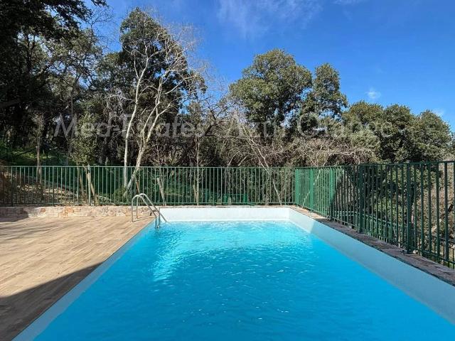 Appartement de 4 pièces de luxe en vente à Grimaud, Provence Alpes Côte d'Azur