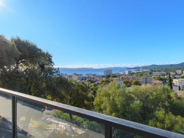 Appartement de 4 pièces de luxe en vente à Le Lavandou, Provence Alpes Côte d'Azur