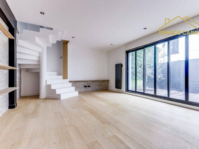 Appartement de 4 pièces de luxe en vente à Les Lilas, Île de France
