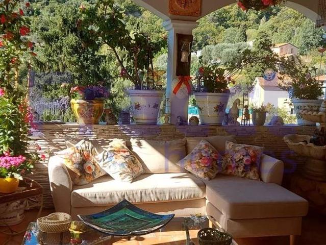 Appartement de 4 pièces de luxe en vente à Menton, Provence Alpes Côte d'Azur