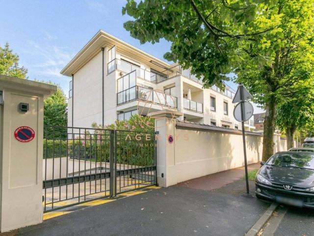 Appartement de 4 pièces de luxe en vente à Saint Maur des Fossés, Île de France